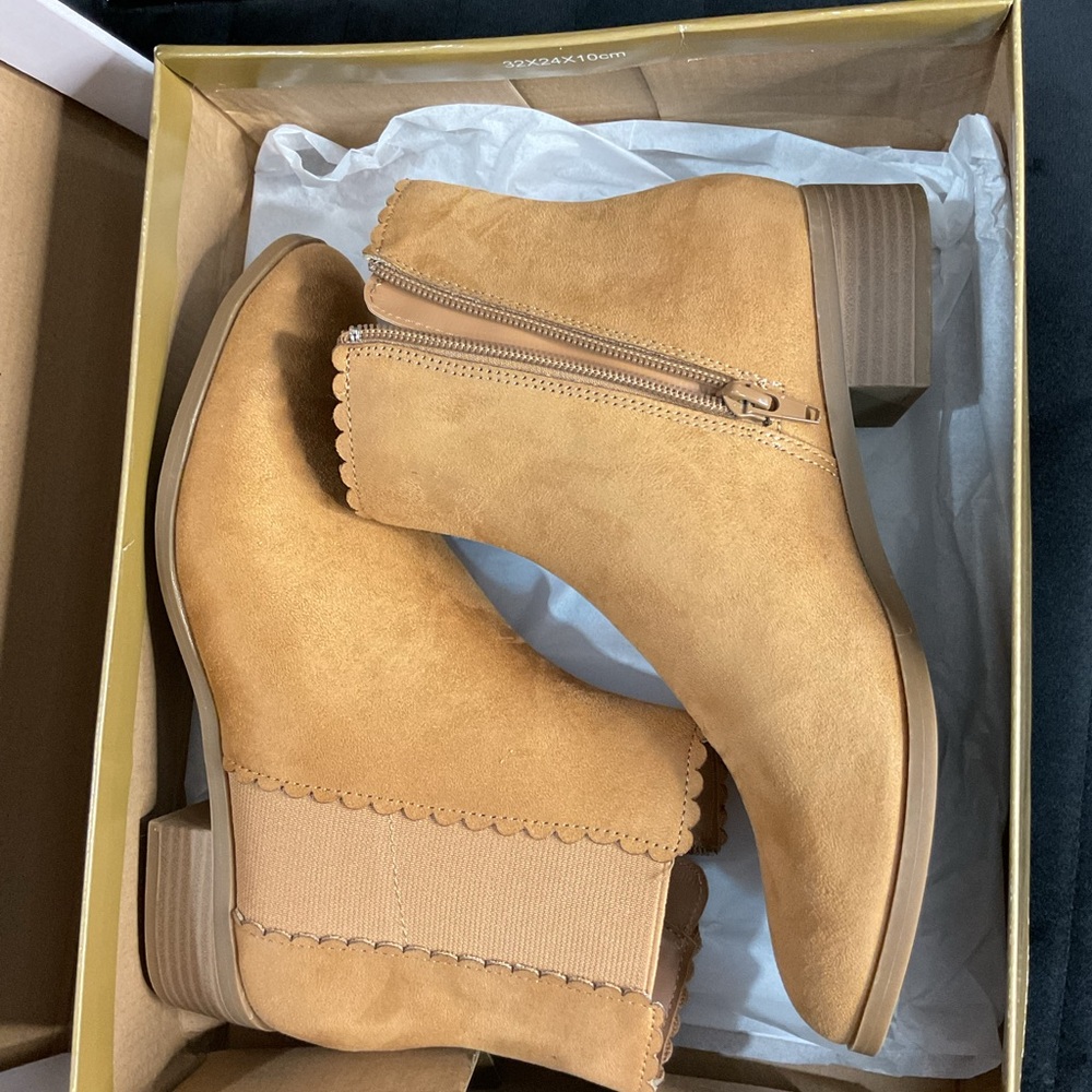 Charter Club Size Six Booties